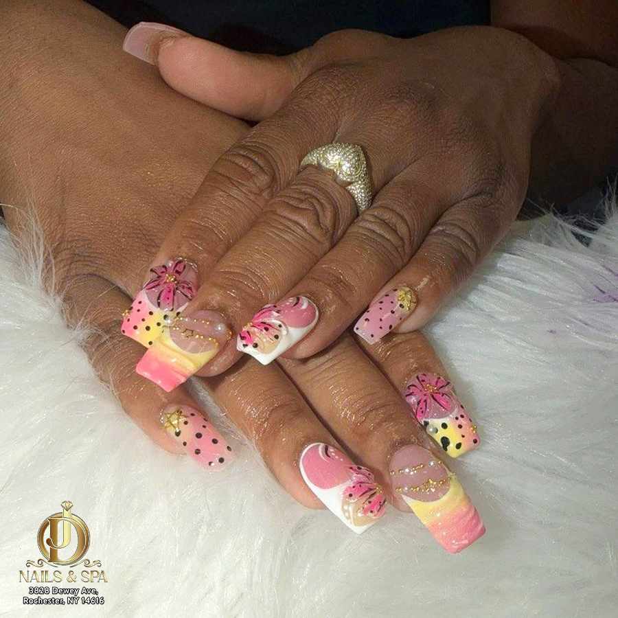 Nail elegance